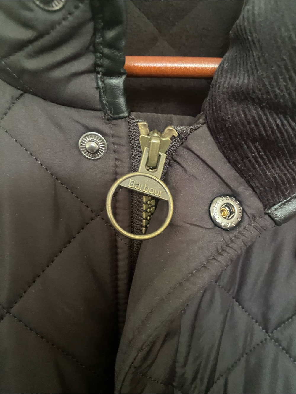 Barbour Quilted Jacket with Leather Trim - Picture 4 of 9